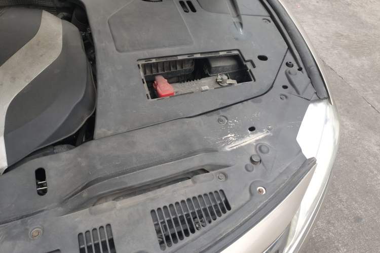 Used Geely Auto Emgrand GT 2015 1.8T Premium Model Engine Bay Left