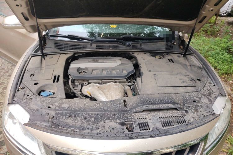 Used Geely Auto Emgrand GT 2015 2.4L Luxury Model Engine Bay