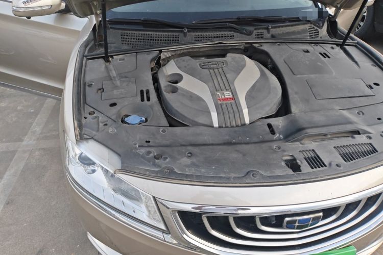 Used Geely Auto Emgrand GT 2015 1.8T Comfort Model Engine Bay Right