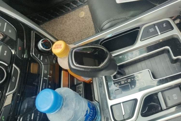 Used Geely Auto Emgrand GT 2015 1.8T Premium Model Gear Lever