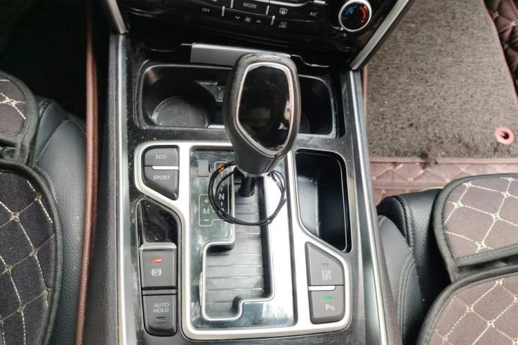 Used Geely Auto Emgrand GT 2015 2.4L Luxury Model Gear Lever