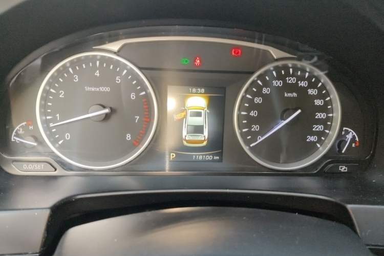 Used Geely Auto Emgrand GT 2015 1.8T Premium Model Instrument Cluster