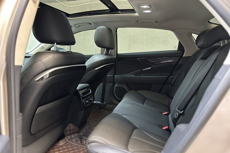 Used Geely Auto Emgrand GT 2015 2.4L Comfort Model Interior 4