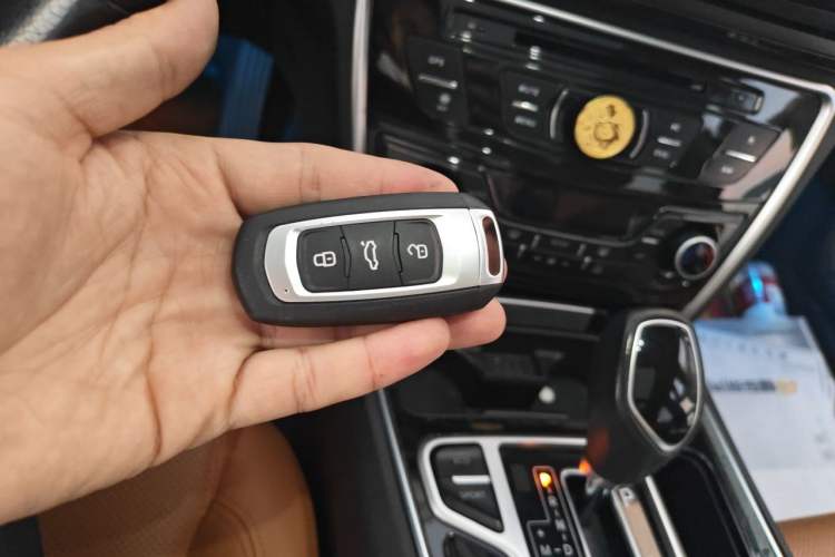 Used Geely Auto Emgrand GT 2015 1.8T Comfort Model Vehicle Key