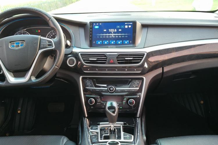 Used Geely Auto Emgrand GT 2016 1.8T Comfort Model Audio And AC Panel