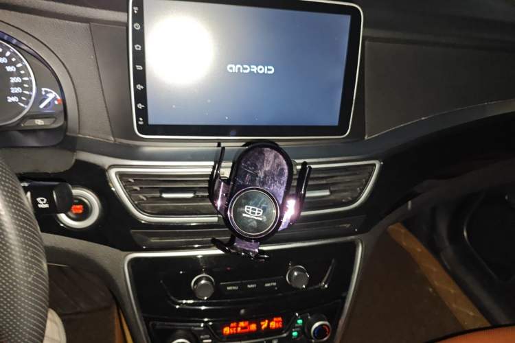 Used Geely Auto Emgrand GT 2016 1.8T Zunya Model Audio And AC Panel