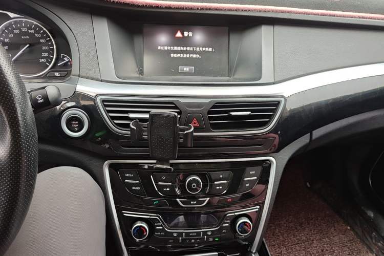 Used Geely Auto Emgrand GT 2016 1.8T Zunya Model Audio And AC Panel