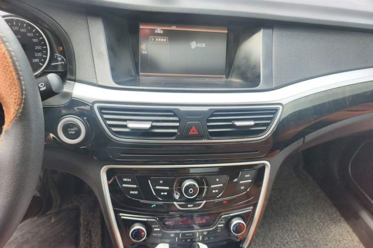 Used Geely Auto Emgrand GT 2016 1.8T Zunya Model Audio And AC Panel