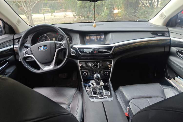 Used Geely Auto Emgrand GT 2016 1.8T Zunya Model Center Console