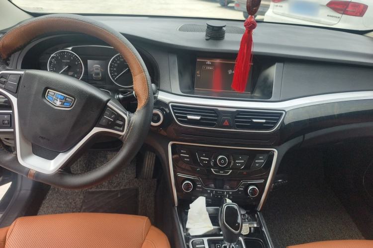 Used Geely Auto Emgrand GT 2016 1.8T Zunya Model Center Console