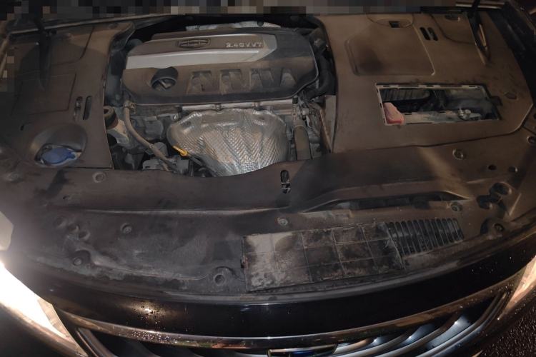 Used Geely Auto Emgrand GT 2016 2.4L Zunya Model Engine Bay