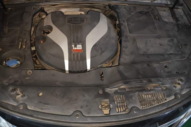 Used Geely Auto Emgrand GT 2016 1.8T Zunya Model Engine Bay