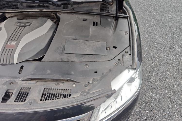Used Geely Auto Emgrand GT 2016 1.8T Zunya Model Engine Bay Left