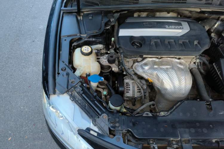 Used Geely Auto Emgrand GT 2016 2.4L Zunya Model Engine Bay Right