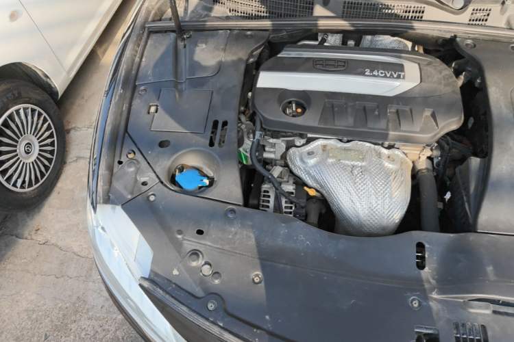 Used Geely Auto Emgrand GT 2016 2.4L Zunya Model Engine Bay Right