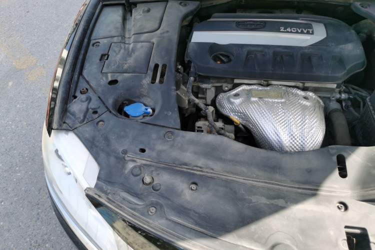 Used Geely Auto Emgrand GT 2016 2.4L Comfort Version Engine Bay Right