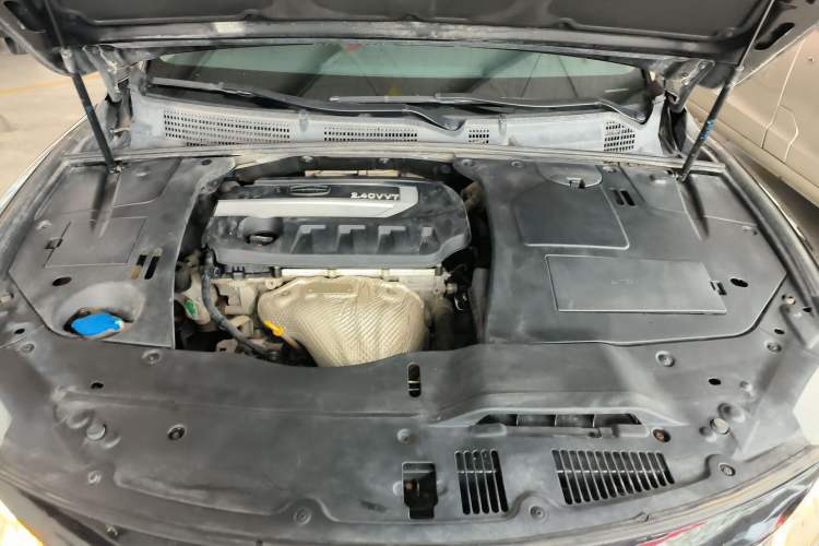 Used Geely Auto Emgrand GT 2016 2.4L Comfort Version Engine Bay
