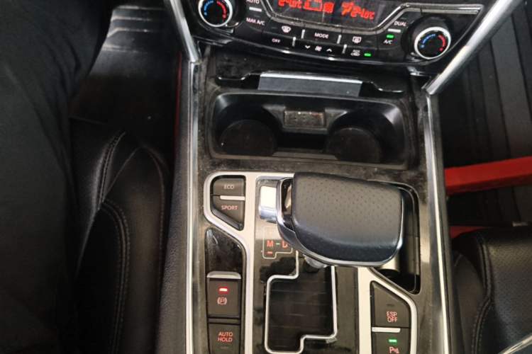 Used Geely Auto Emgrand GT 2016 1.8T Comfort Model Gear Lever