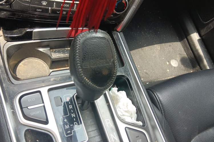 Used Geely Auto Emgrand GT 2016 2.4L Zunya Model Gear Lever