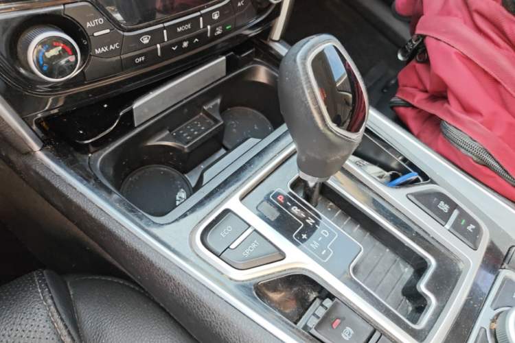 Used Geely Auto Emgrand GT 2016 2.4L Zunya Model Gear Lever