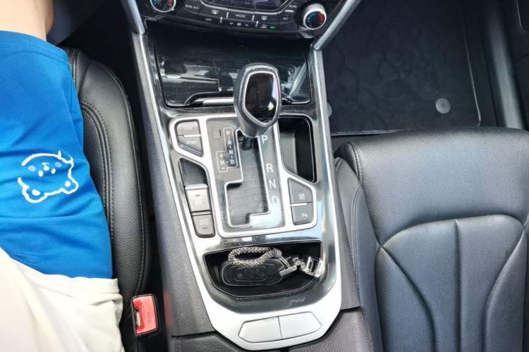 Used Geely Auto Emgrand GT 2016 1.8T Comfort Model Gear Lever