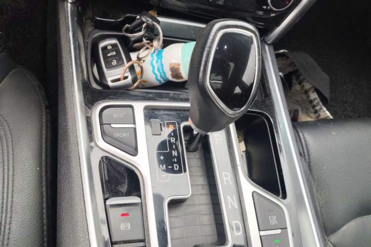 Used Geely Auto Emgrand GT 2016 2.4L Zunya Model Gear Lever