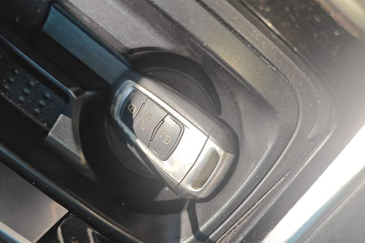 Used Geely Auto Emgrand GT 2016 1.8T Comfort Model Interior 1