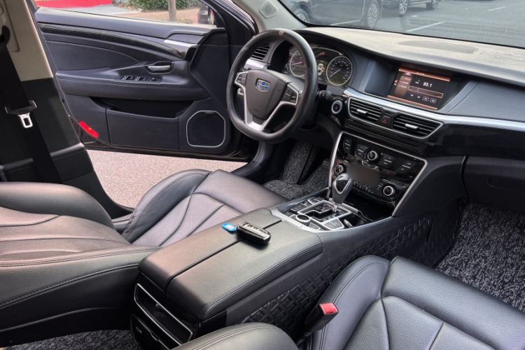 Used Geely Auto Emgrand GT 2016 1.8T Zunya Model Interior 4
