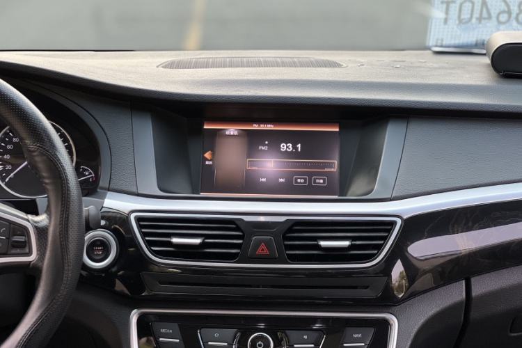 Used Geely Auto Emgrand GT 2016 1.8T Zunya Model Interior 6