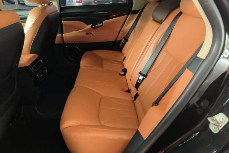 Used Geely Auto Emgrand GT 2016 2.4L Comfort Version Left Rear Seat