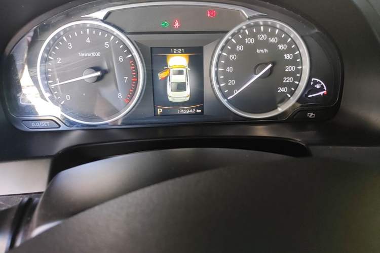 Used Geely Auto Emgrand GT 2016 2.4L Comfort Version Odometer Close Up