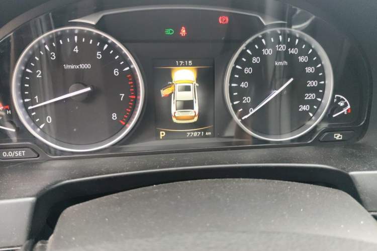 Used Geely Auto Emgrand GT 2016 2.4L Zunya Model Odometer Close Up