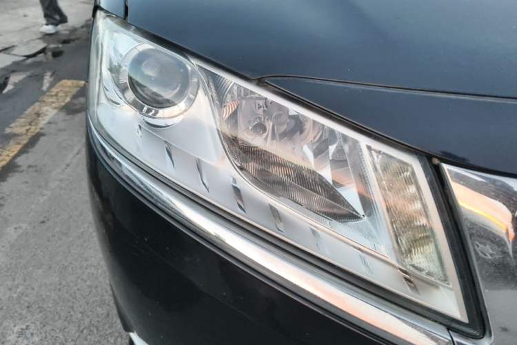 Used Geely Auto Emgrand GT 2016 1.8T Zunya Model Right Front Headlight