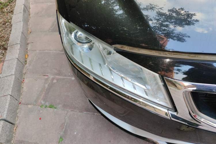 Used Geely Auto Emgrand GT 2016 2.4L Zunya Model Right Front Headlight