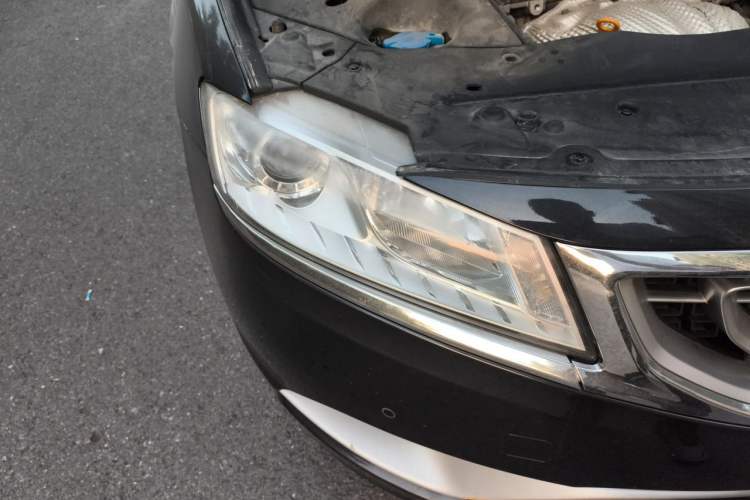Used Geely Auto Emgrand GT 2016 2.4L Comfort Version Right Front Headlight