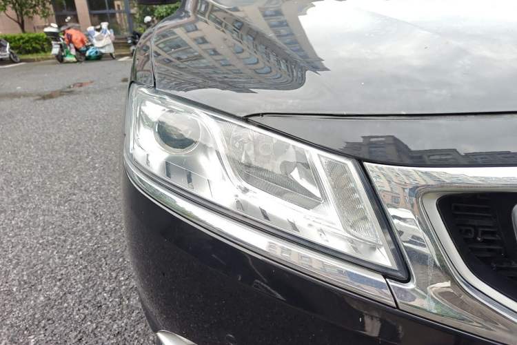 Used Geely Auto Emgrand GT 2016 1.8T Zunya Model Right Front Headlight