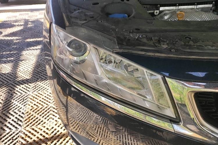 Used Geely Auto Emgrand GT 2016 2.4L Comfort Version Right Front Headlight