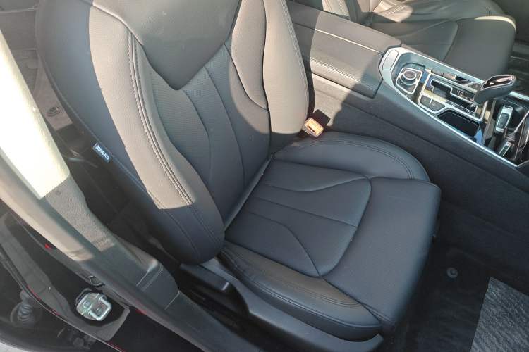 Used Geely Auto Emgrand GT 2016 1.8T Comfort Model Right Front Seat