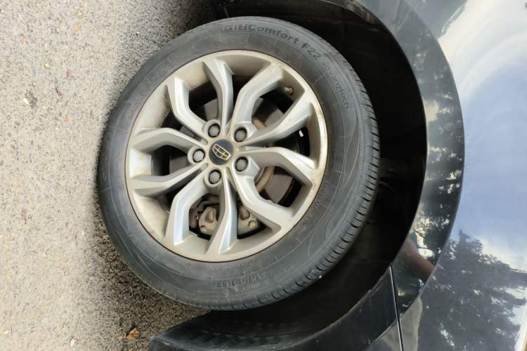 Used Geely Auto Emgrand GT 2016 2.4L Zunya Model Right Front Wheel Hub
