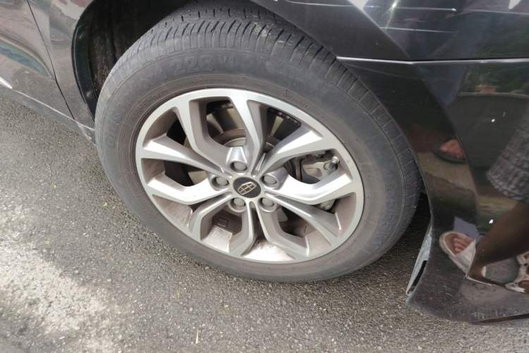 Used Geely Auto Emgrand GT 2016 2.4L Zunya Model Right Front Wheel Hub