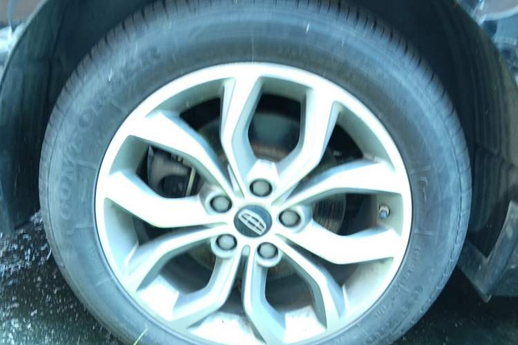 Used Geely Auto Emgrand GT 2016 2.4L Zunya Model Right Front Wheel Hub