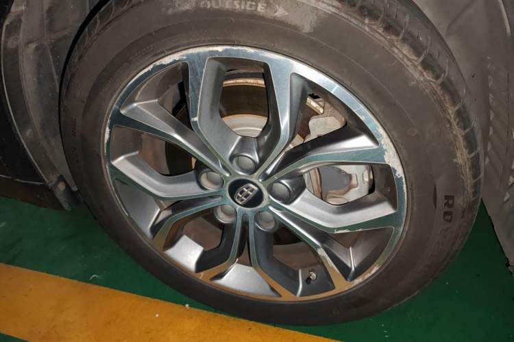 Used Geely Auto Emgrand GT 2016 1.8T Zunya Model Right Front Wheel Hub