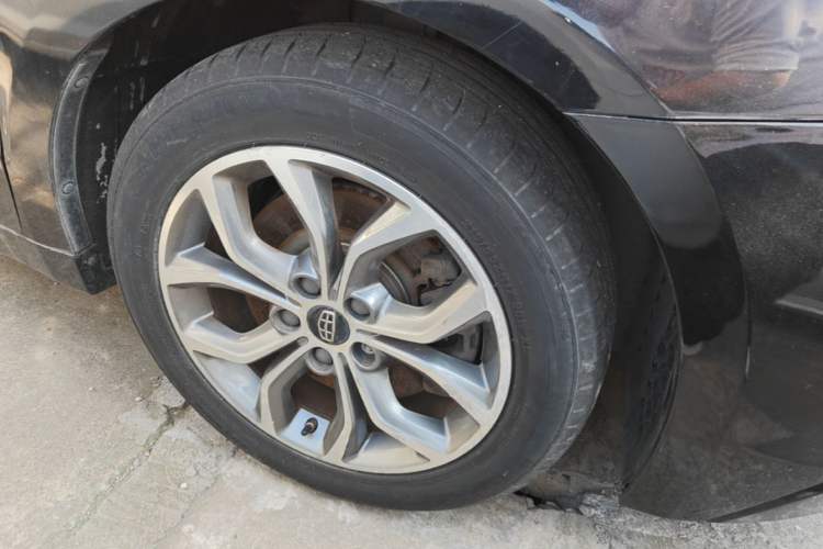 Used Geely Auto Emgrand GT 2016 2.4L Zunya Model Right Front Wheel Hub