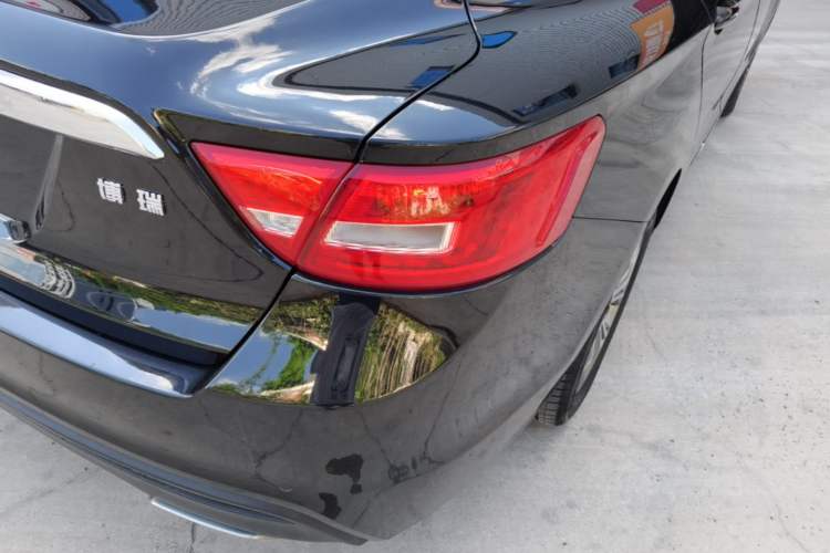 Used Geely Auto Emgrand GT 2016 1.8T Comfort Model Right Rear Taillight