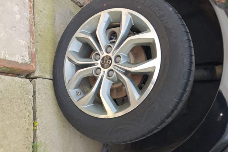 Used Geely Auto Emgrand GT 2016 1.8T Zunya Model Right Rear Wheel Hub