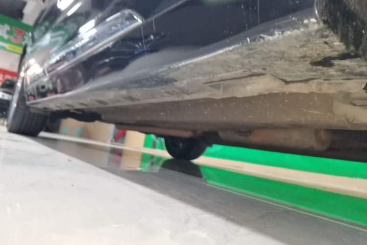 Used Geely Auto Emgrand GT 2016 1.8T Comfort Model Right Side Sill