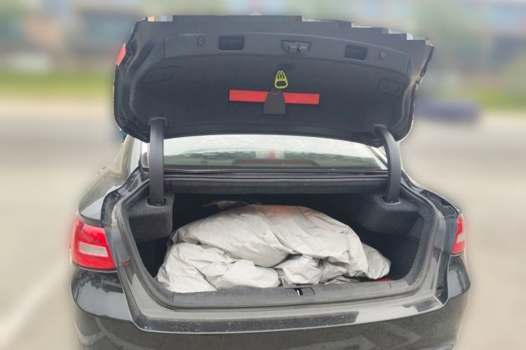 Used Geely Auto Emgrand GT 2016 2.4L Zunya Model Trunk