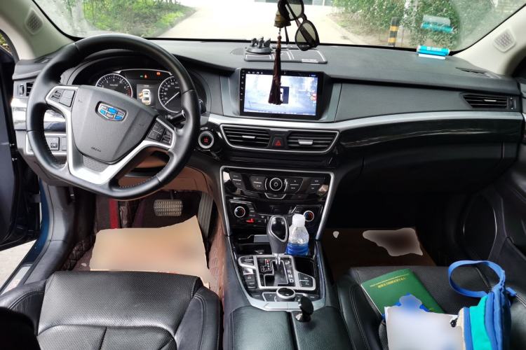 Used Geely Auto Emgrand GT 2016 1.8T Zunya Model Center Console