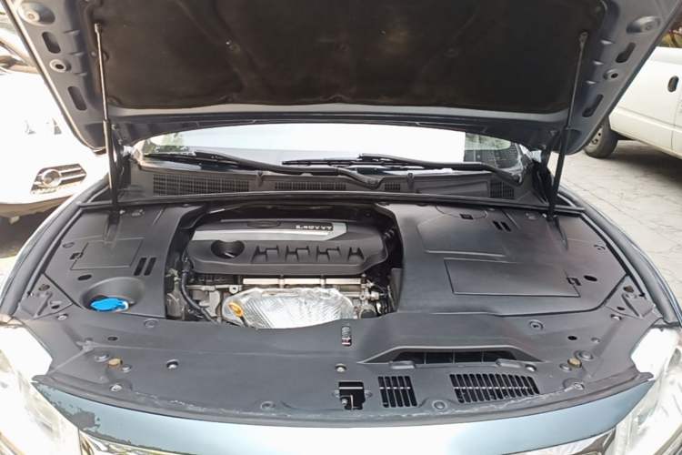 Used Geely Auto Emgrand GT 2016 2.4L Zunya Model Engine Bay