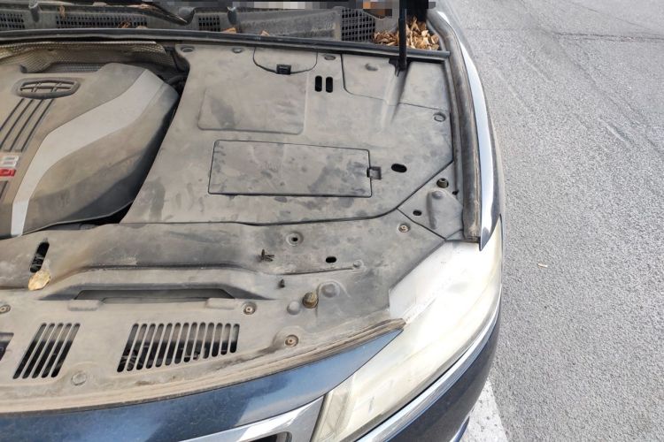 Used Geely Auto Emgrand GT 2016 1.8T Comfort Model Engine Bay Left